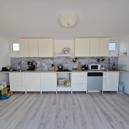 Vamandipity - 14 Only, Quiet-chill Seafront (adults Only)