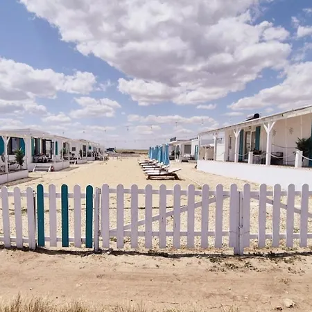 Vamandipity - 14 Only, Quiet-chill Seafront (adults Only) 招待所