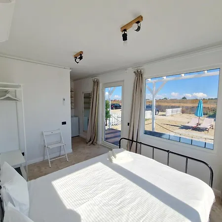 Vamandipity - 14 Only, Quiet-chill Seafront (adults Only) 4*