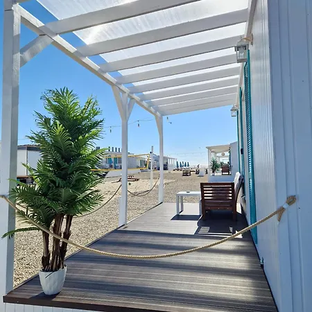 Vamandipity - 14 Only, Quiet-chill Seafront (adults Only)