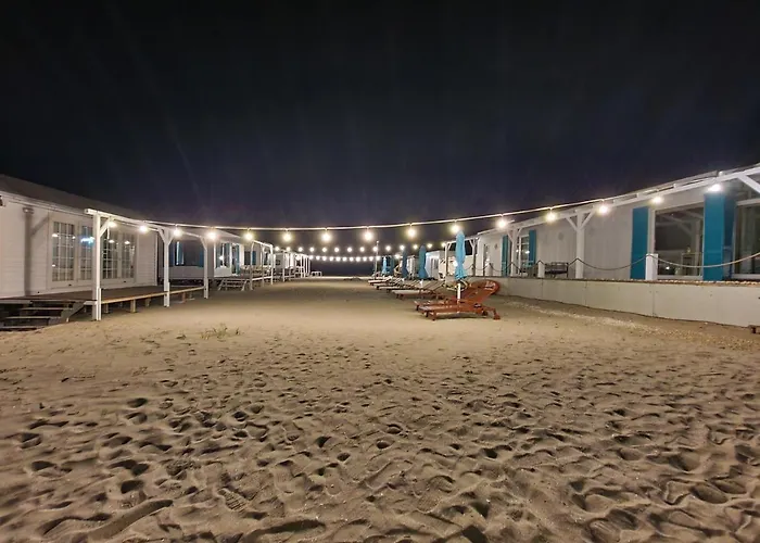 Vamandipity - 14 Only, Quiet-chill Seafront (adults Only) 바마베체