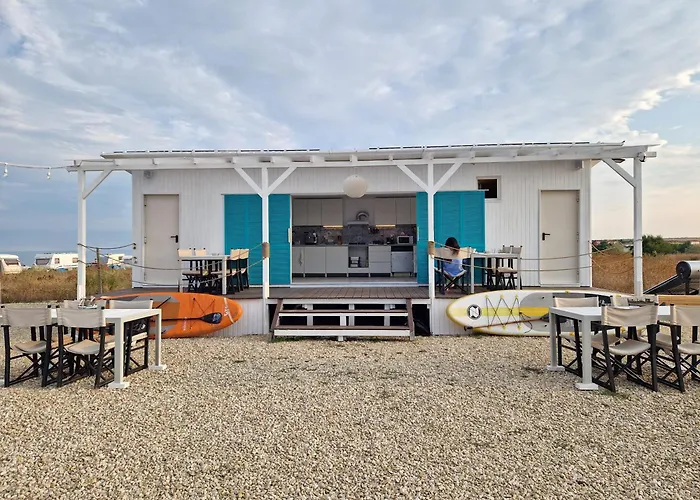 Vamandipity - 14 Only, Quiet-chill Seafront (adults Only) 게스트하우스 바마베체