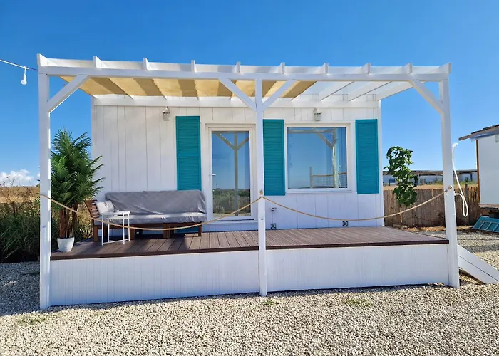 Vamandipity - 14 Only, Quiet-chill Seafront (adults Only) 게스트하우스 바마베체