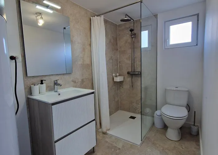 게스트하우스 Vamandipity - 14 Only, Quiet-chill Seafront (adults Only)