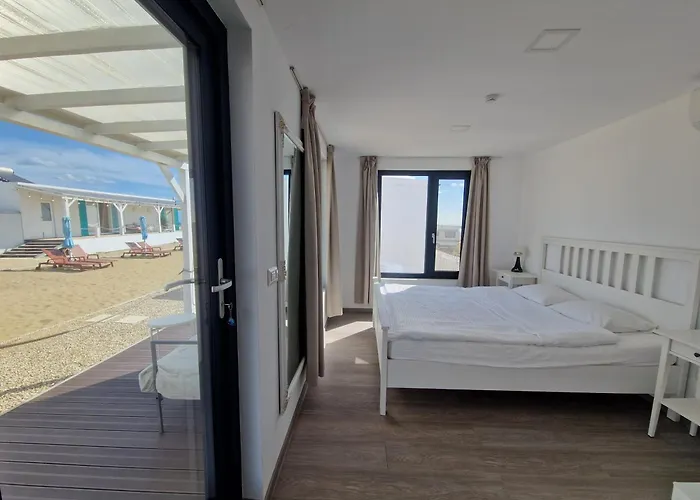 Vamandipity - 14 Only, Quiet-chill Seafront (adults Only) 게스트하우스 바마베체