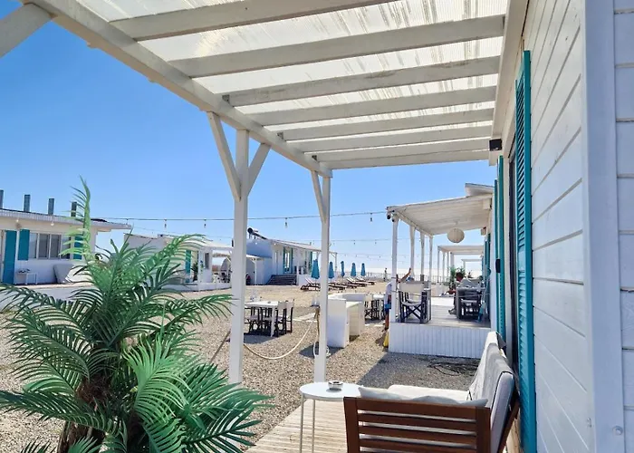 Vamandipity - 14 Only, Quiet-chill Seafront (adults Only) 4*