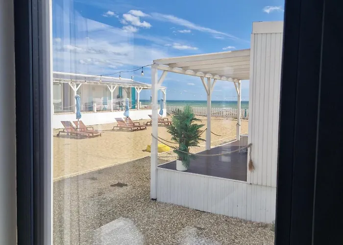 Vamandipity - 14 Only, Quiet-chill Seafront (adults Only) 게스트하우스 바마베체