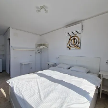 Vendégház Vamandipity - Adults Only, Quiet-chill Seafront 4*