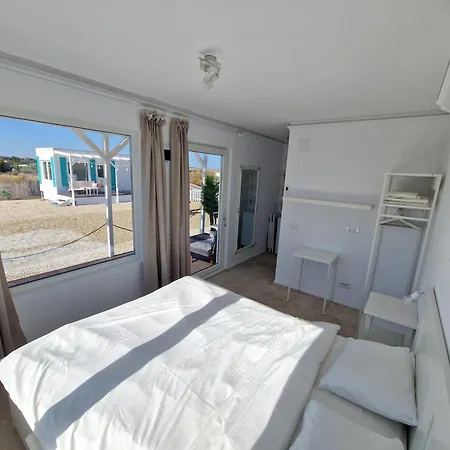 Vamandipity - 14 Only, Quiet-chill Seafront (adults Only) Gæstehus 4*