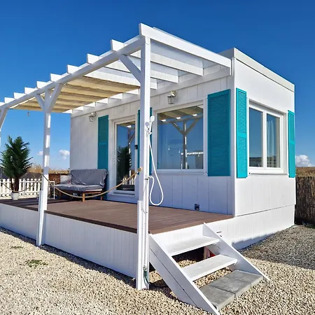 Vamandipity - 14 Only, Quiet-chill Seafront (adults Only)