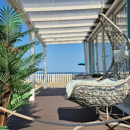 Vamandipity - 14 Only, Quiet-chill Seafront (adults Only) Gæstehus 4*